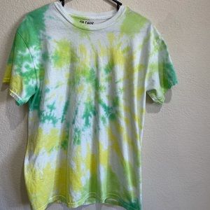 Tie-dyed green and yellow gildan shirt